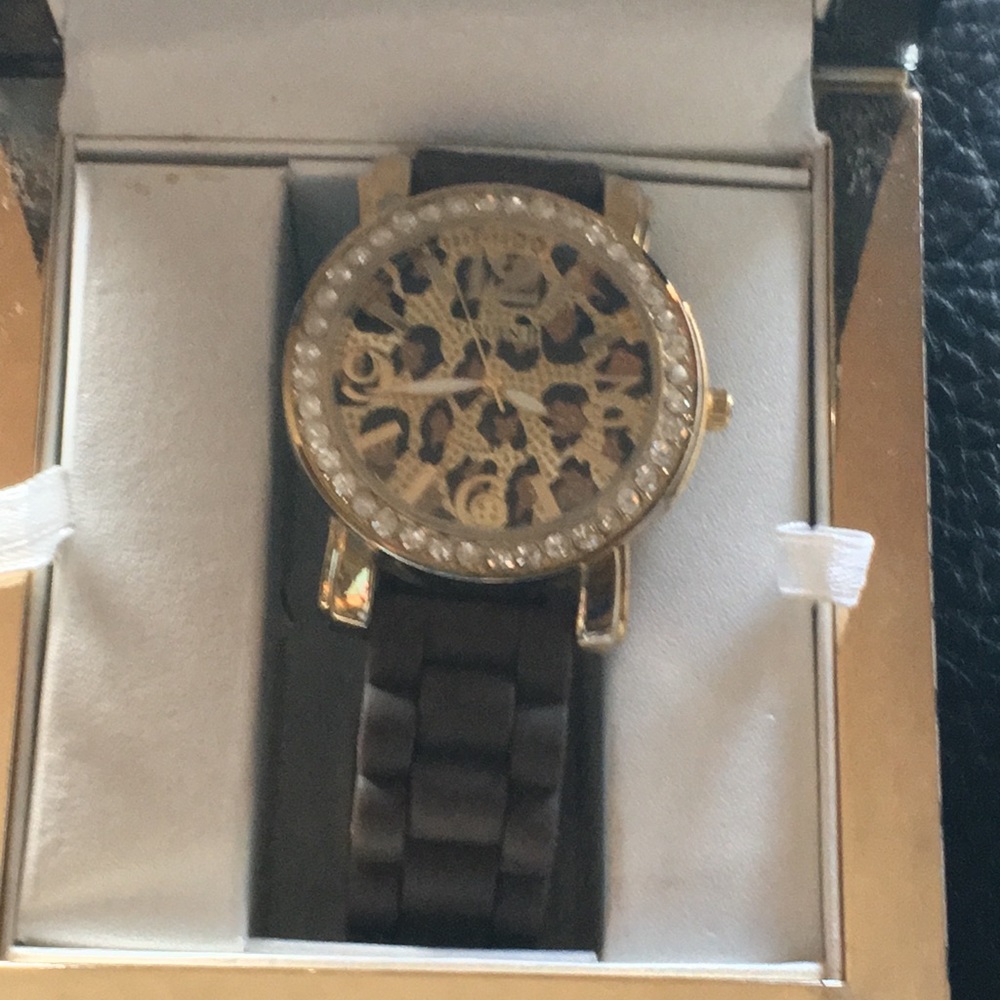 NEW Ladies Watch